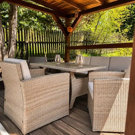 Wellspace Forest Retreat * 카를로비바리